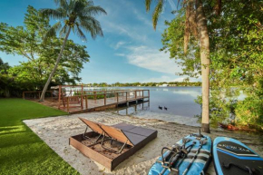 Villa Mallorca / Waterfront Luxury Estate
